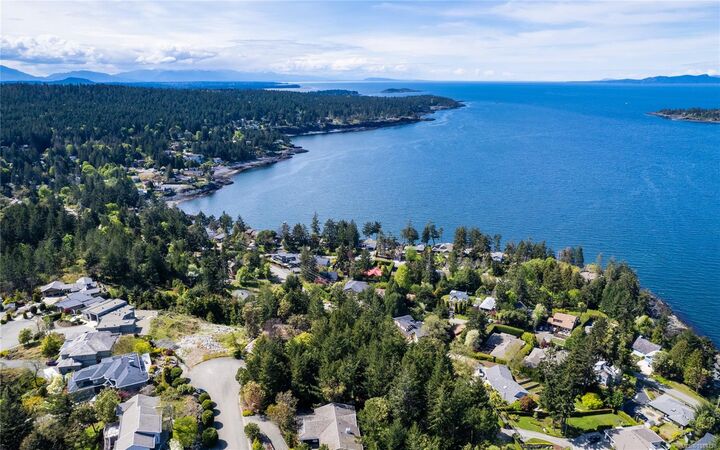 Property Photo:  Lot 20 Highland Rd  BC V9P 9G6 