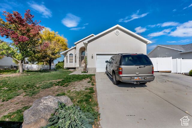 Property Photo: 154 E Cove Rd UT 84045