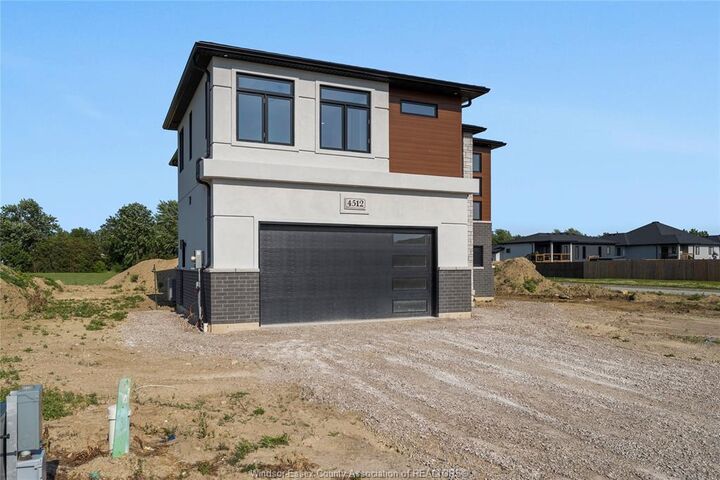 Photo de la propriété: 4512 Ursula ON N0R 1A0