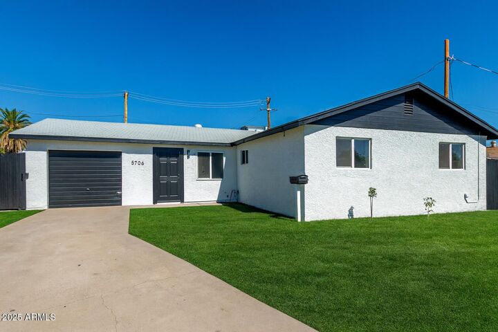 5706 W Sells Circle  Phoenix AZ 85031 photo