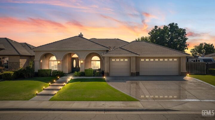 15427 Chateau Montelena Drive  Bakersfield CA 93314 photo