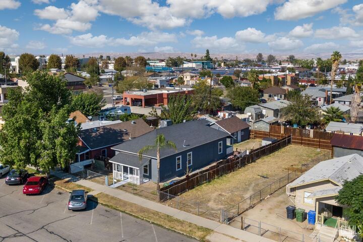 Property Photo:  514 San Emidio Street  CA 93268