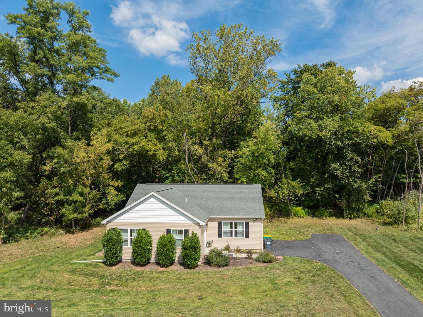 Property Photo:  617 Port Providence Road  PA 19460 