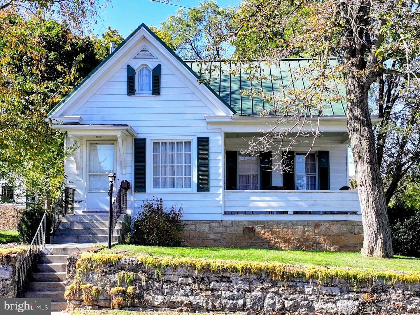 Property Photo:  132 S Thomas St  PA 15522