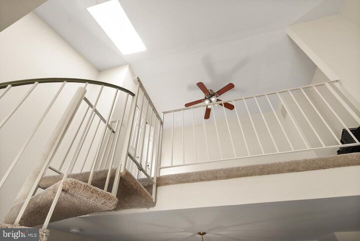 Property Photo: 6905 Keyser Way B VA 22310