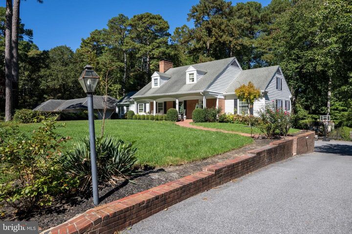 Property Photo:  409 Rolling Road  MD 21801 