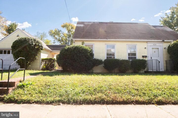 Property Photo:  626 Virginia Avenue  VA 22401 
