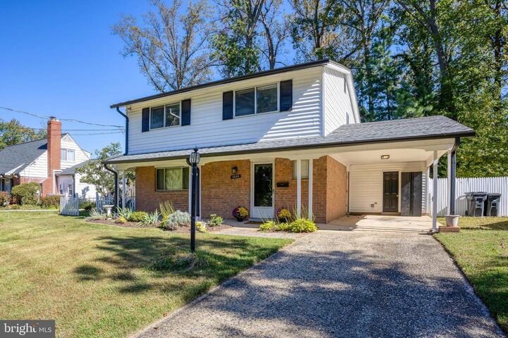 Property Photo:  5609 Rolling Road  VA 22151