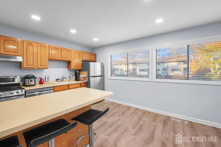 Property Photo:  158 Henderson Place  NJ 08520 