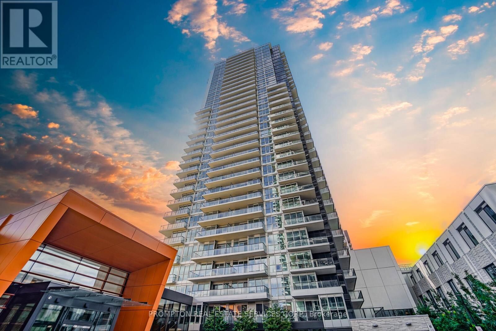 Property Photo:  73 McMahon Drive 107  ON M2K 0H1 