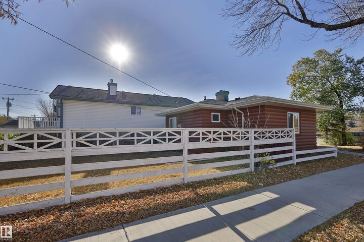 Property Photo:  9629 120 Avenue NW  AB T5G 0R8 