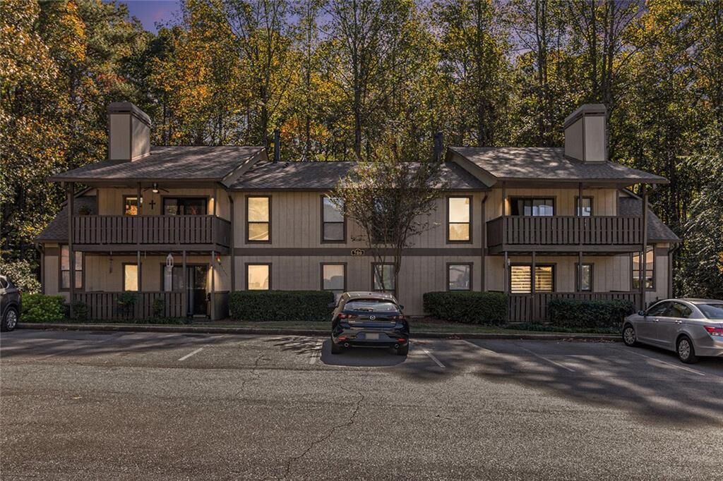 Property Photo:  708 Woodcliff Drive  GA 30350