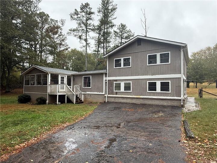 Property Photo:  4170 Hurt Bridge Court  GA 30028