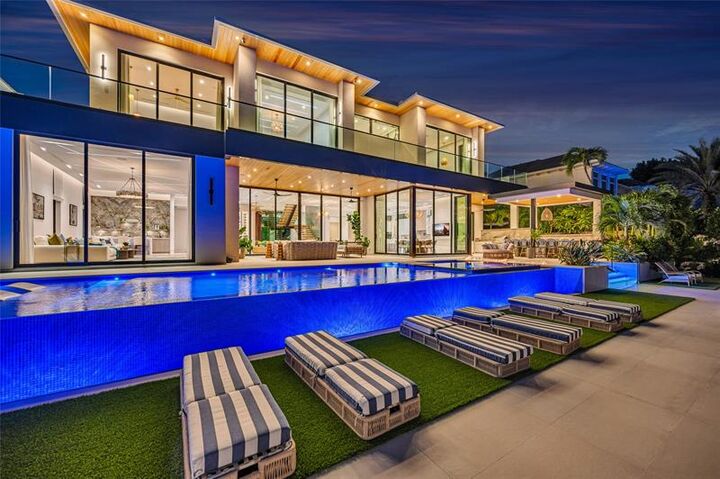 408 Coral Way  Fort Lauderdale FL 33301 photo