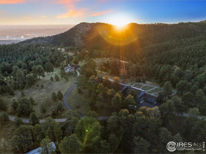 Property Photo:  20682 Falcon Wing Rd  CO 80454 