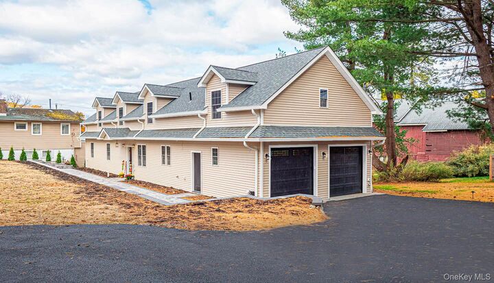 Property Photo:  4 Hawthorn Avenue  NY 10990