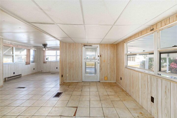 Property Photo:  1112 49th Avenue Terrace W  FL 34207 