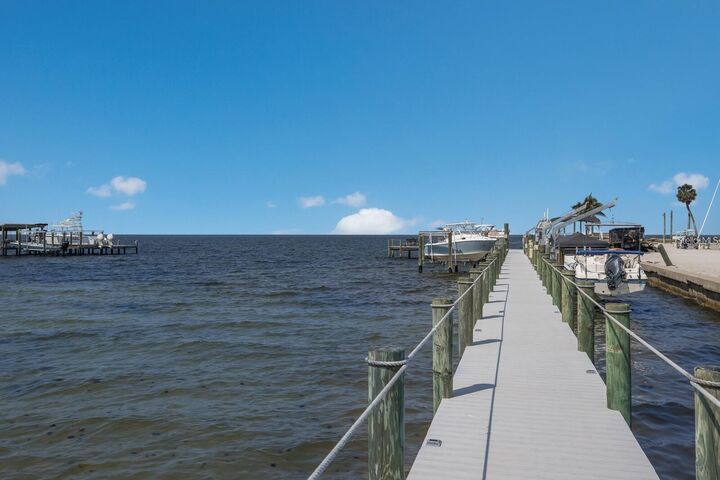 Property Photo:  2408 89th Street NW  FL 34209