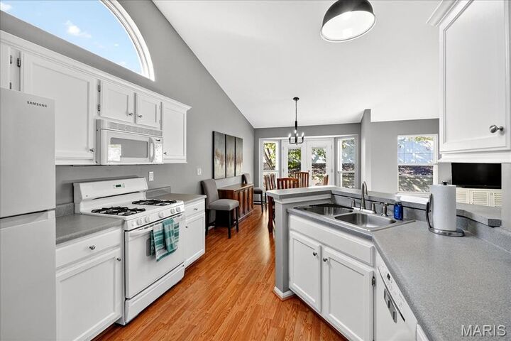 Property Photo:  108 Meadowgate Court  MO 63376