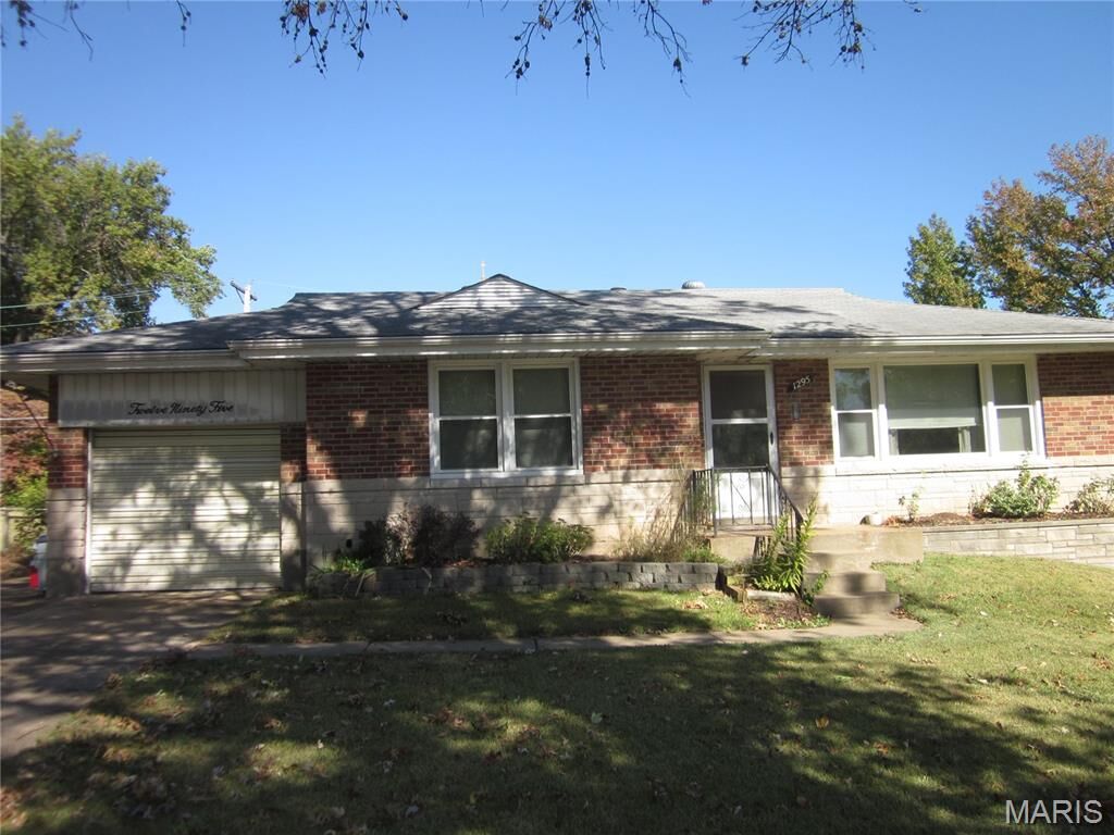 Property Photo: 1295 Chambers Road MO 63137