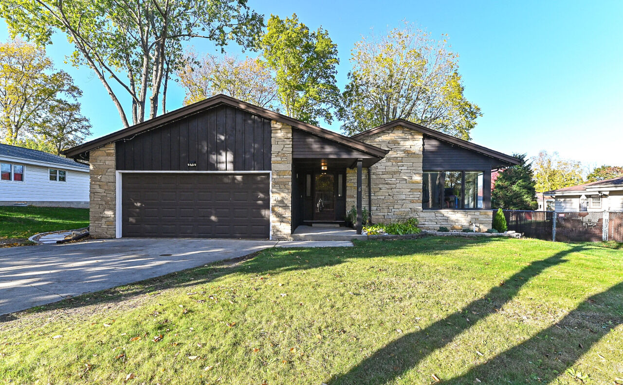 Property Photo:  1800 Mackinac Ave  WI 53172