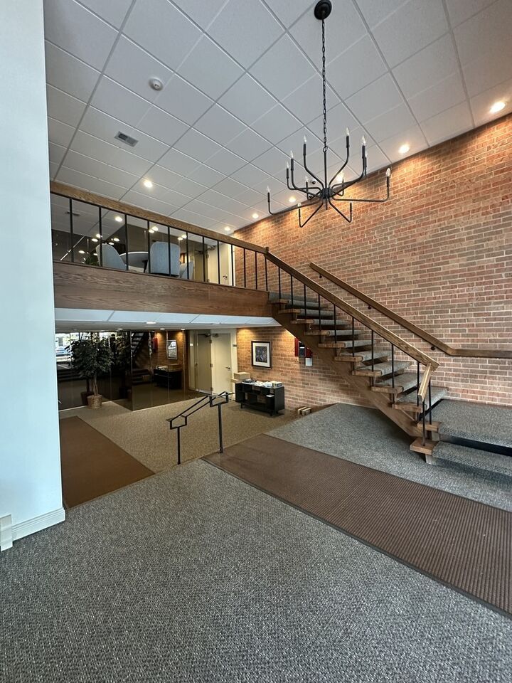 Property Photo:  4225 Saratoga Avenue 204B  IL 60515