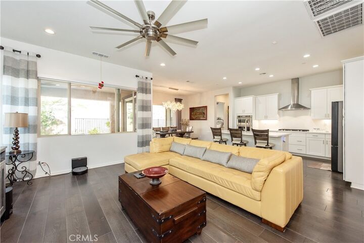 Property Photo:  11828 Wandering Way  CA 92883