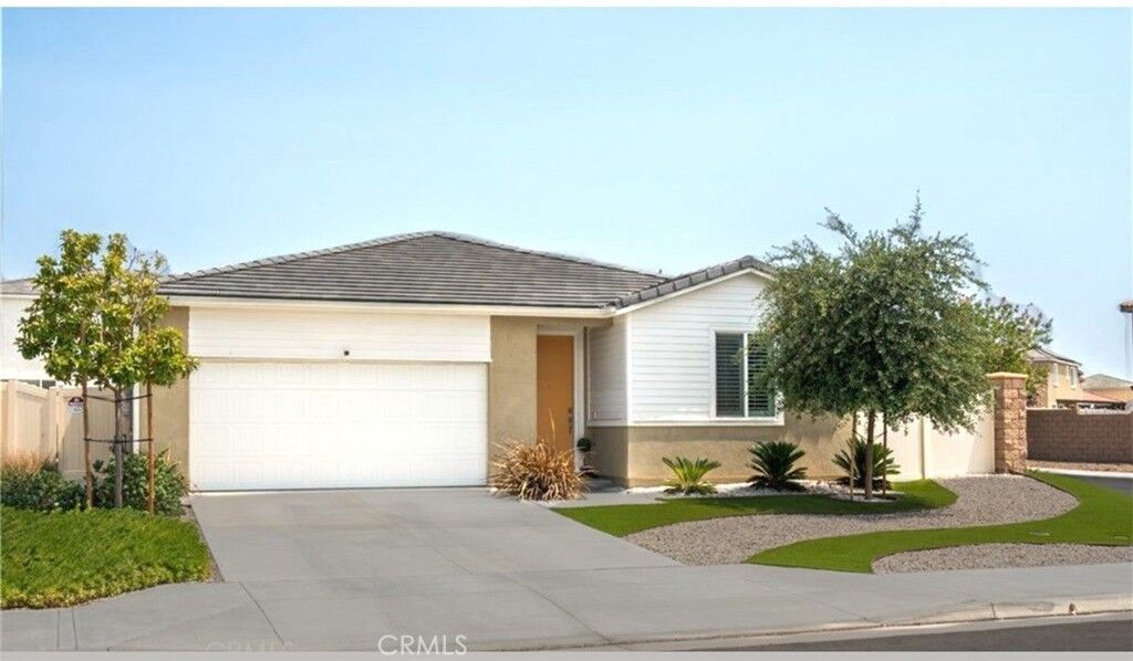 Property Photo:  15630 Raptor Road  CA 92551 