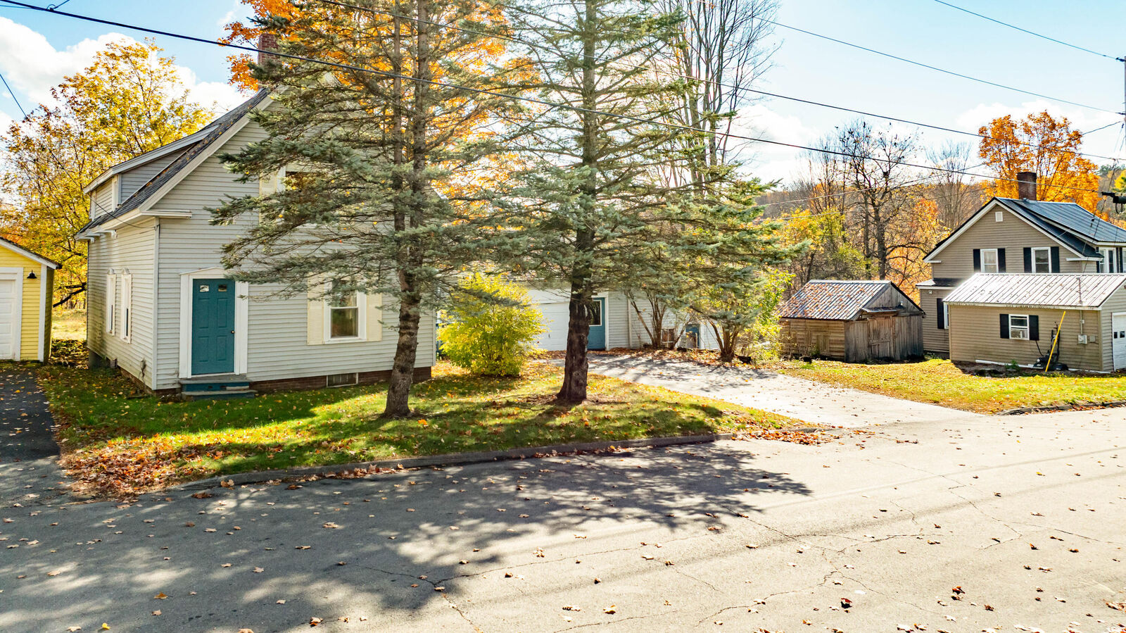 Property Photo:  18 Green Street  ME 04426