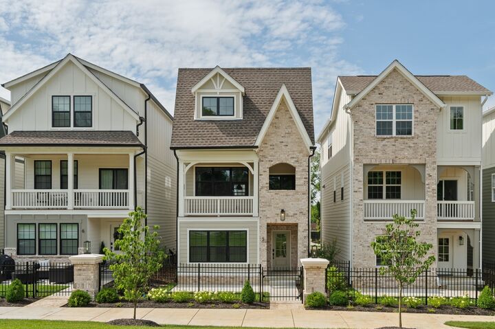 Property Photo:  504 Edwin St  TN 37207