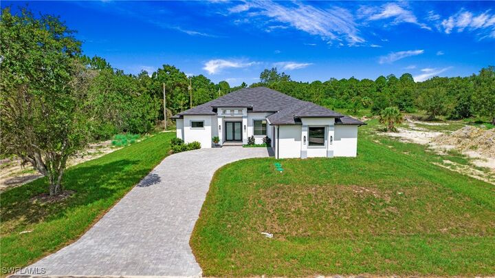 Property Photo: 1809 Monroe Avenue FL 33972