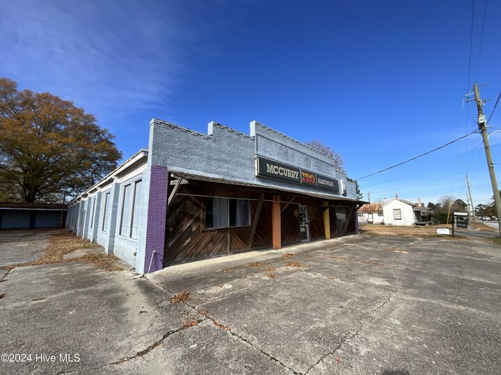 Property Photo:  4392 Lee Street  NC 28513 