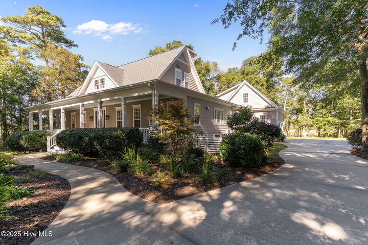 Property Photo:  5122 Prices Creek Drive  NC 28461 