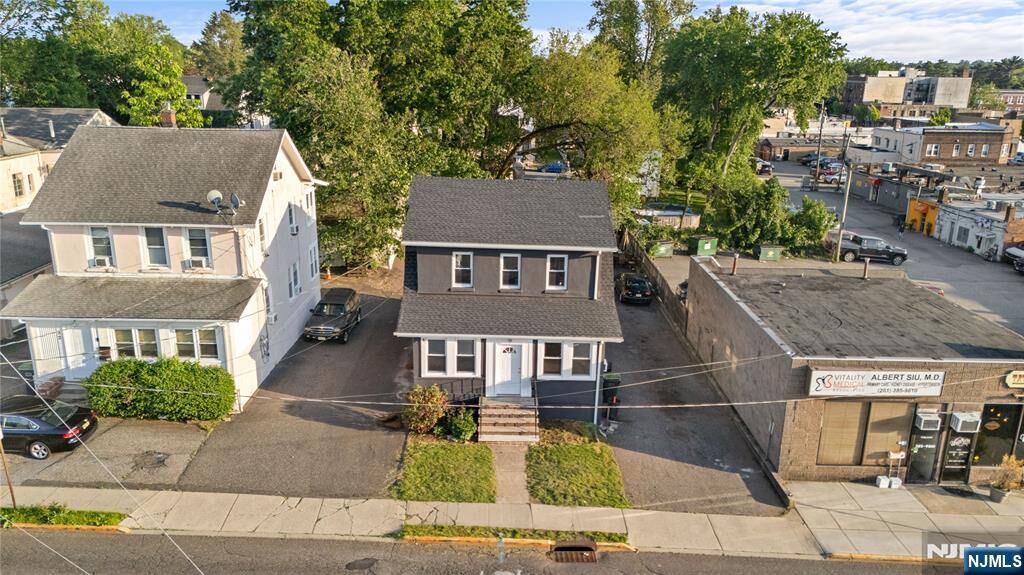 Property Photo:  16 Palisade Avenue  NJ 07621 