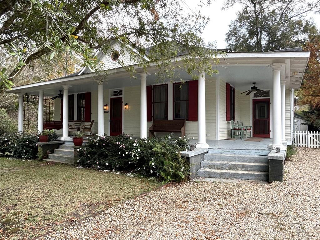 Property Photo: 22200 Main Street LA 70420