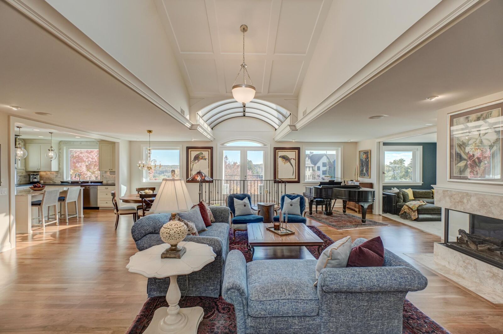 Property Photo:  421 Summit Avenue 3  MN 55102 