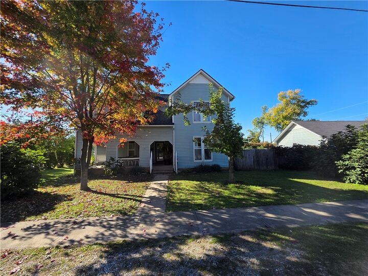 Property Photo: 501 NW C Street AR 72712