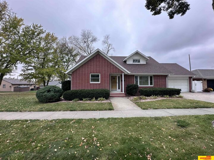 Property Photo:  519 S Niphon Street  NE 68788 