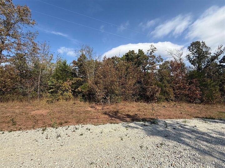 Property Photo:  13 West Street  OK 73068 