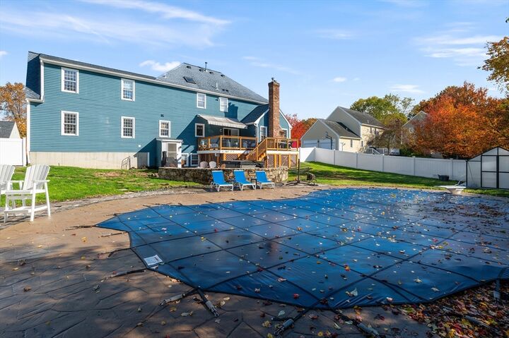 Property Photo:  4 Horseneck Road  MA 01545 