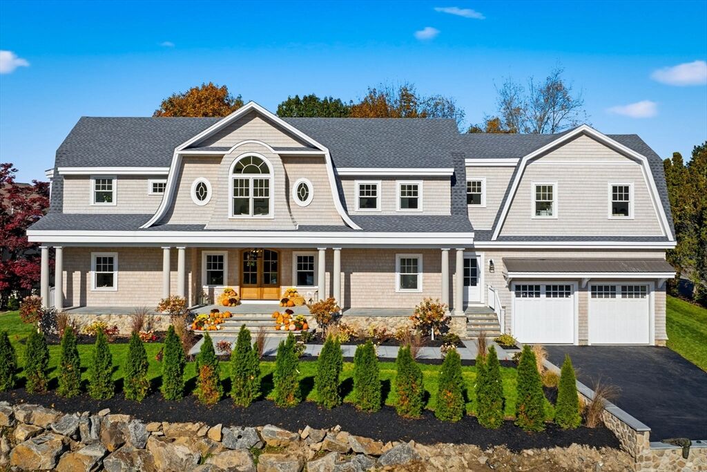 Property Photo:  2 Beacon Hill Road  MA 01945