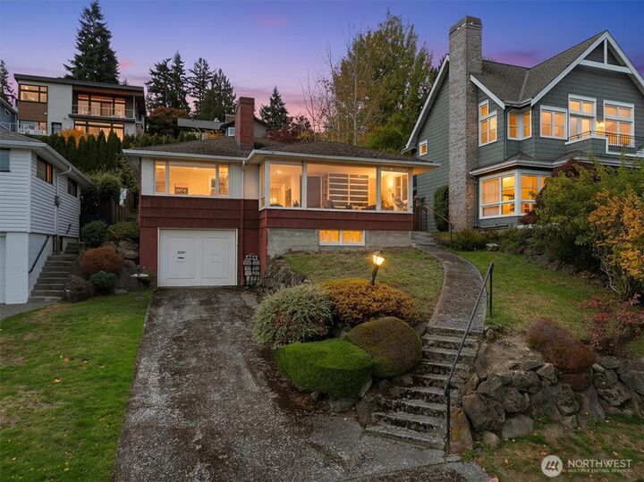 7327  58th Avenue NE  Seattle WA 98115 photo