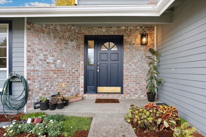 Property Photo:  27054  111th Court SE  WA 98030