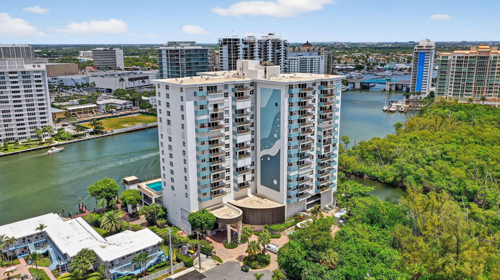 Property Photo:  777 Bayshore Drive 1003  FL 33304 