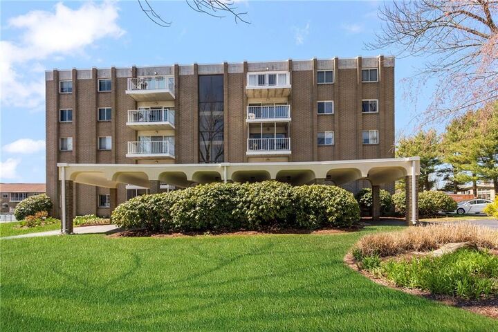 Property Photo:  200 Hoffman Avenue 505  RI 02920