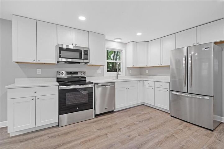 Property Photo:  199 Roberts Street  RI 02895