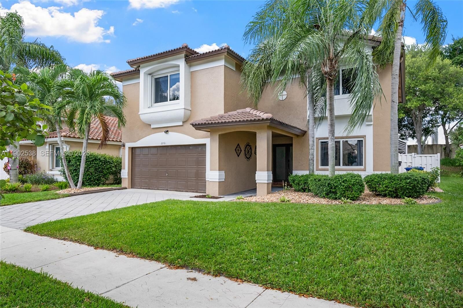 Property Photo:  2261 NW 139th Ave  FL 33323 