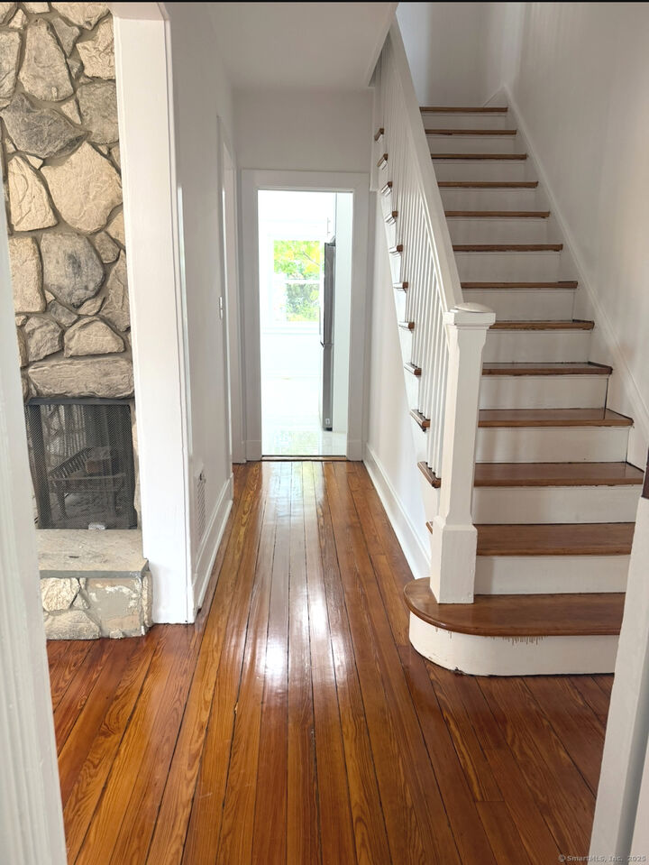 Property Photo:  400 East Avenue  CT 06610