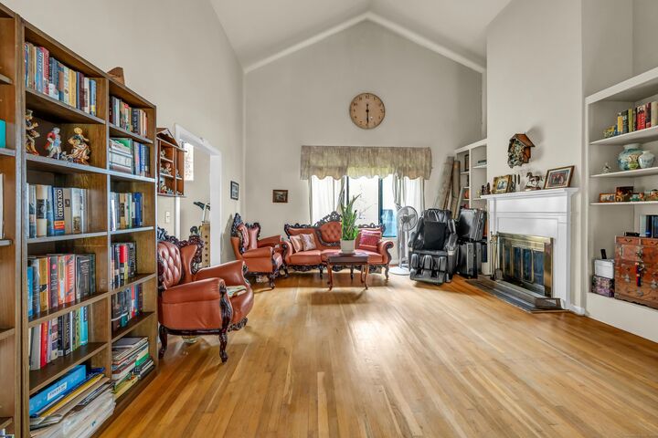 Property Photo:  7 Hearthstone Drive 7  CT 06804 