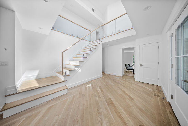 Property Photo:  103 Deepwood Road  CT 06612 